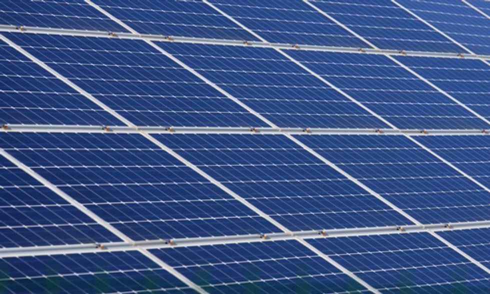 3 Charts Prove the Solar Revolution Is Here to Stay