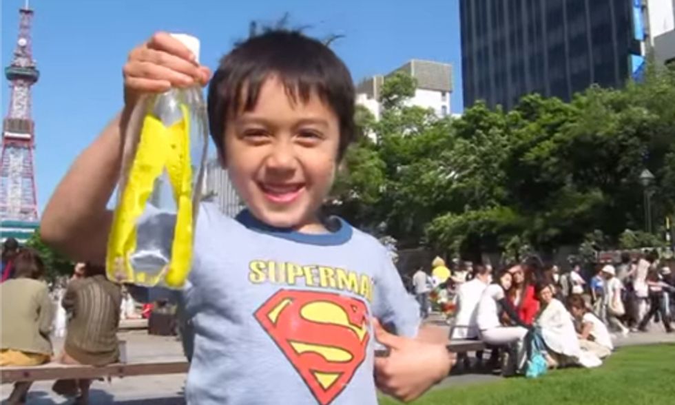 Innovative Product Cuts Plastic Pollution From Single-Use Water Bottles