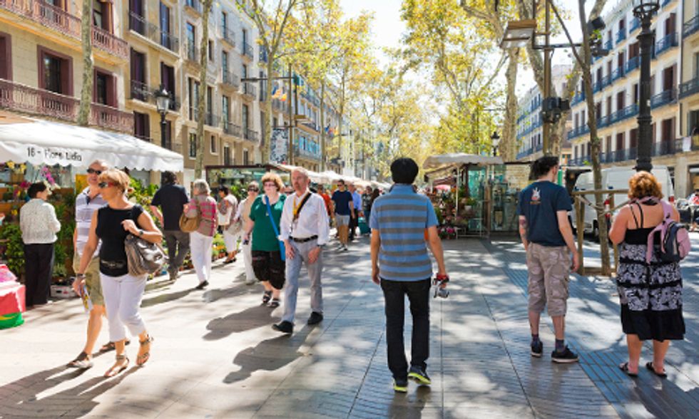 8 Reasons to Adopt a Car-Free Lifestyle
