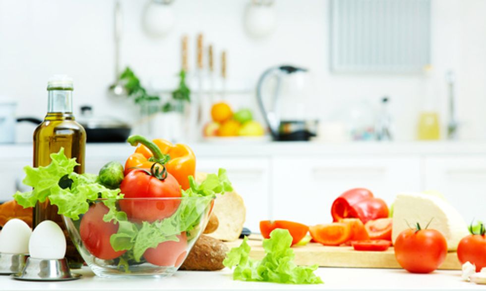 4 Steps to Detoxify Your Kitchen