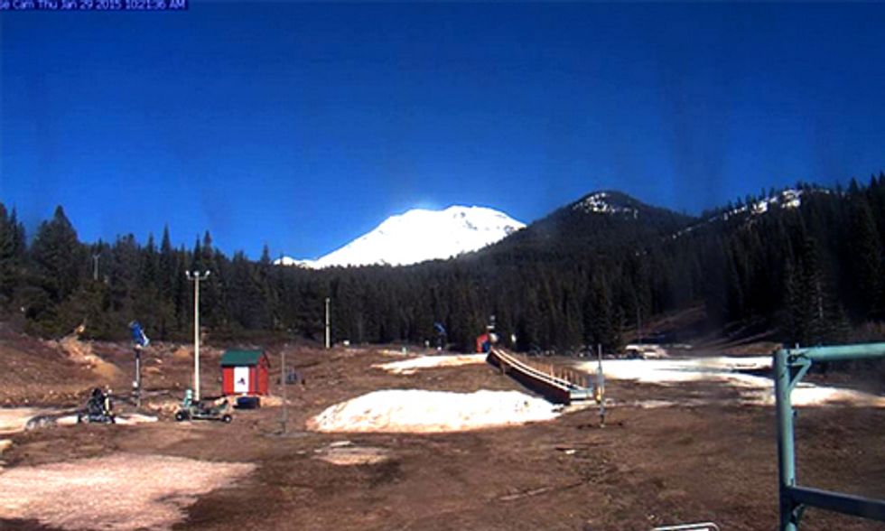 Ski Resorts Close as West Coast Drought Intensifies