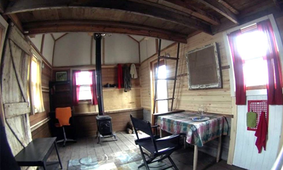 See How Two College Students Built a Tiny House for $489