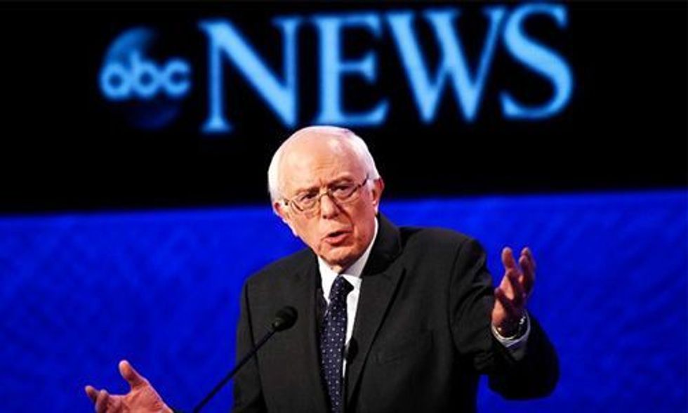 Bernie Sanders Makes History With 2 Million Individual Campaign Contributions