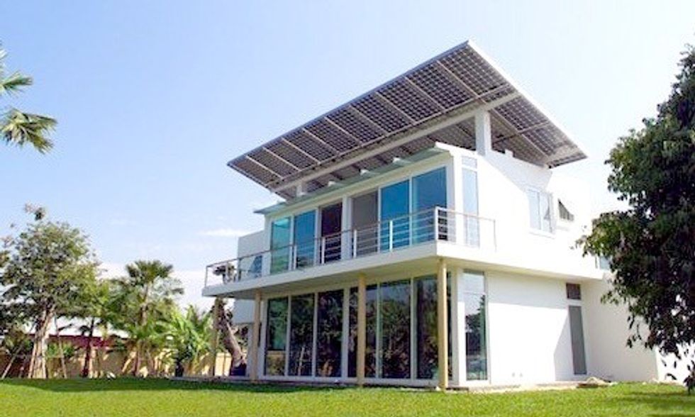 World's First Solar-Hydrogen Residential Development Is 100% Self-Sustaining