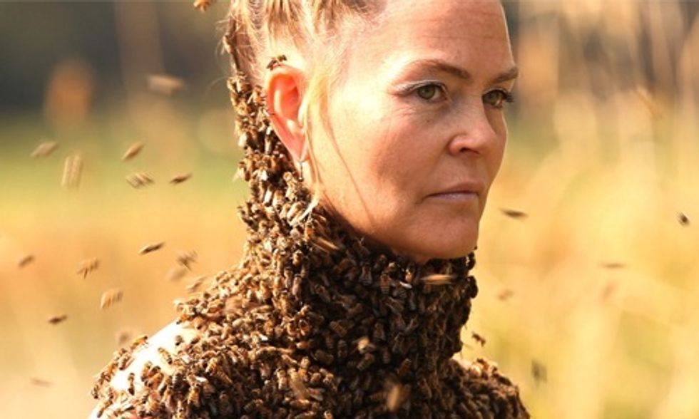 This Woman Wears 15,000 Bees to Help Others Connect to Nature