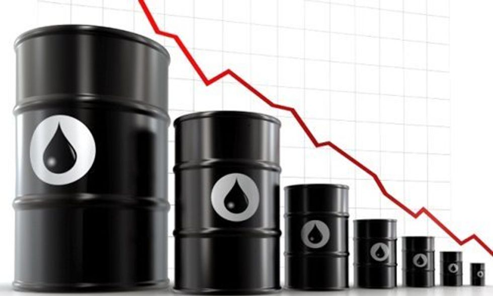 Oil Prices Drop Below $30 a Barrel for First Time in 12 Years