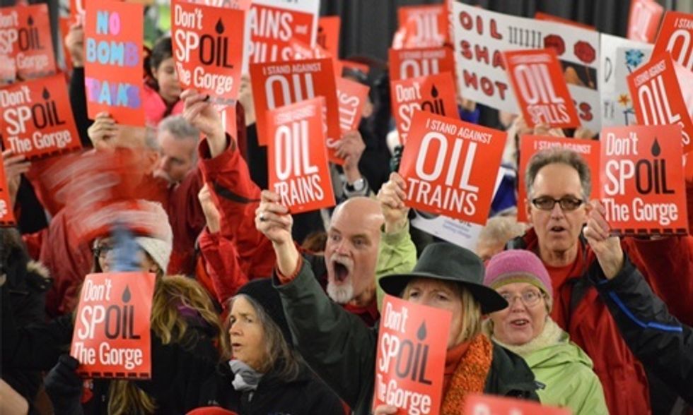 1,000 People Attend Hearing on Proposal for Nation's Largest Oil-by-Rail Terminal