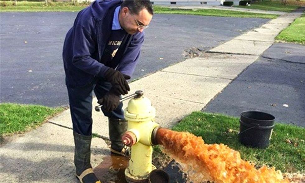 Obama Declares Flint Water Crisis a State of Emergency
