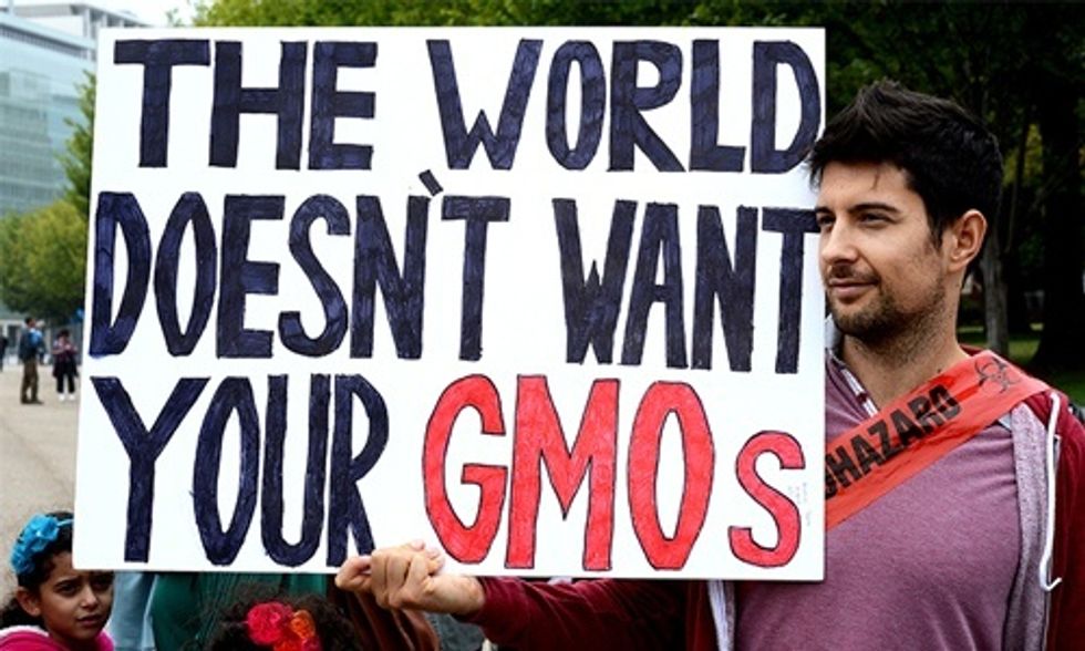 The Inside Story of How a University Professor Quietly Collaborated With Monsanto