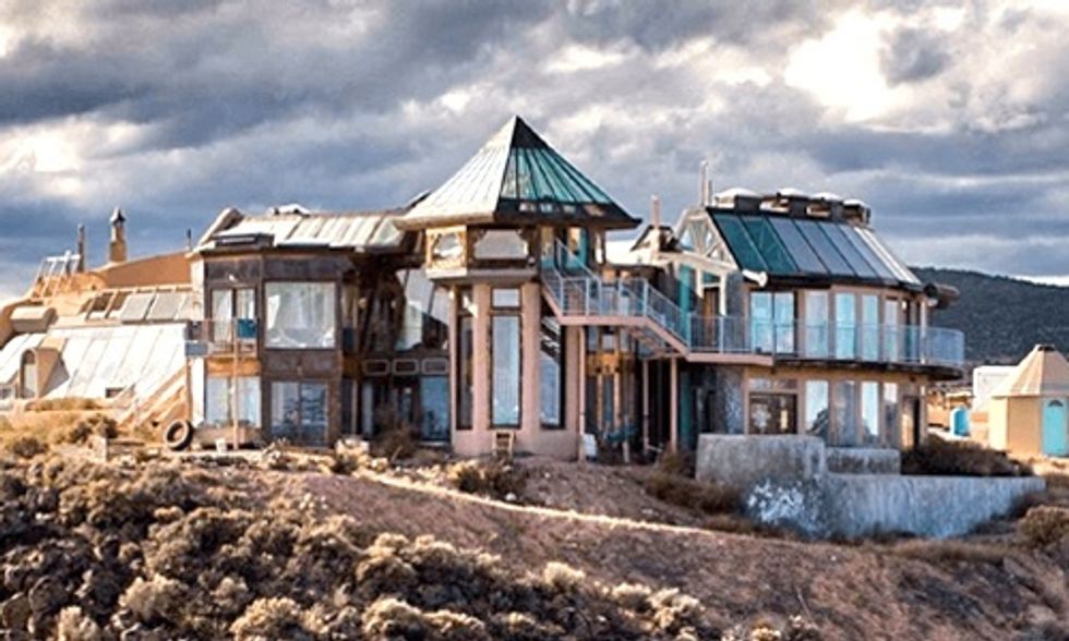 Want to Get Off the Grid and Live in Harmony With Nature? Build an Earthship