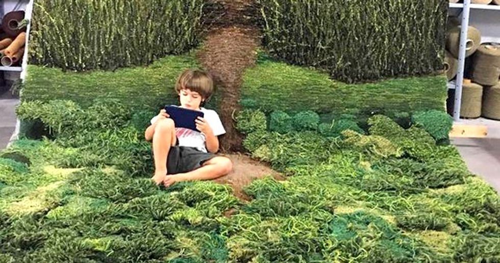 Nature-Inspired Rugs Transform Your Home Into a Natural Landscape