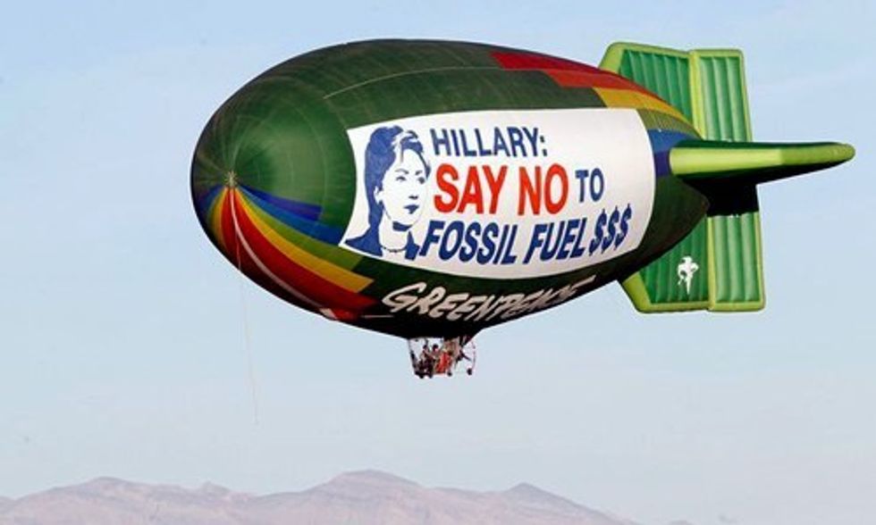 Greenpeace Asks Hillary Clinton to Say No to Fossil Fuel Money