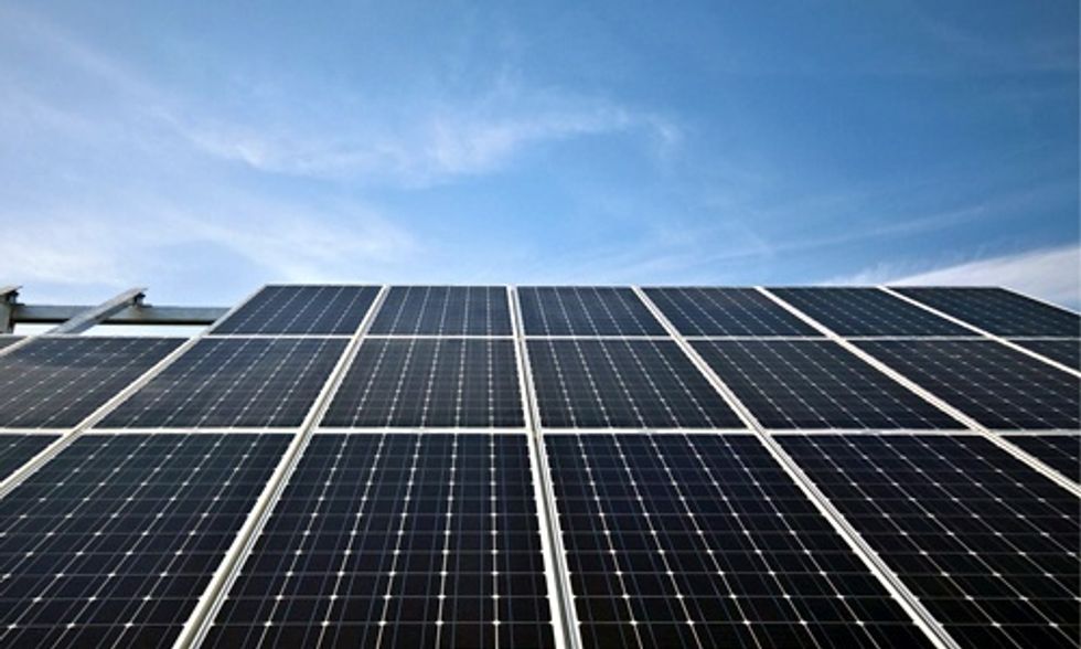 Pakistan's Parliament First in the World to Go 100% Solar