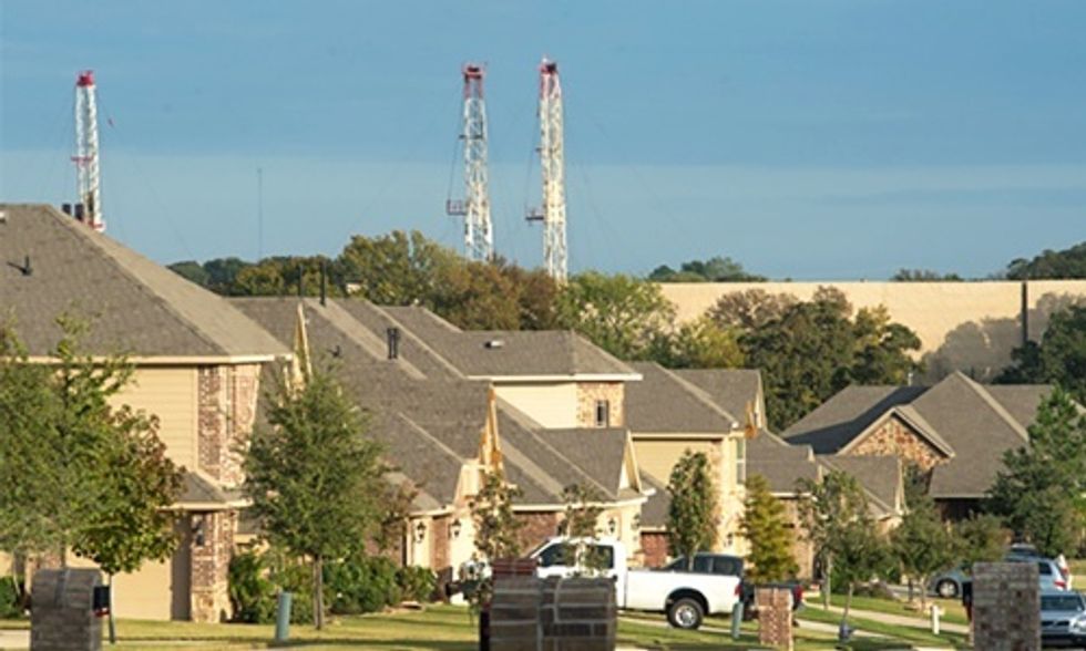 Stanford Scientist Finds People Living Near Shallow Fracking Wells at Risk of Drinking Water Contaminated With Methane