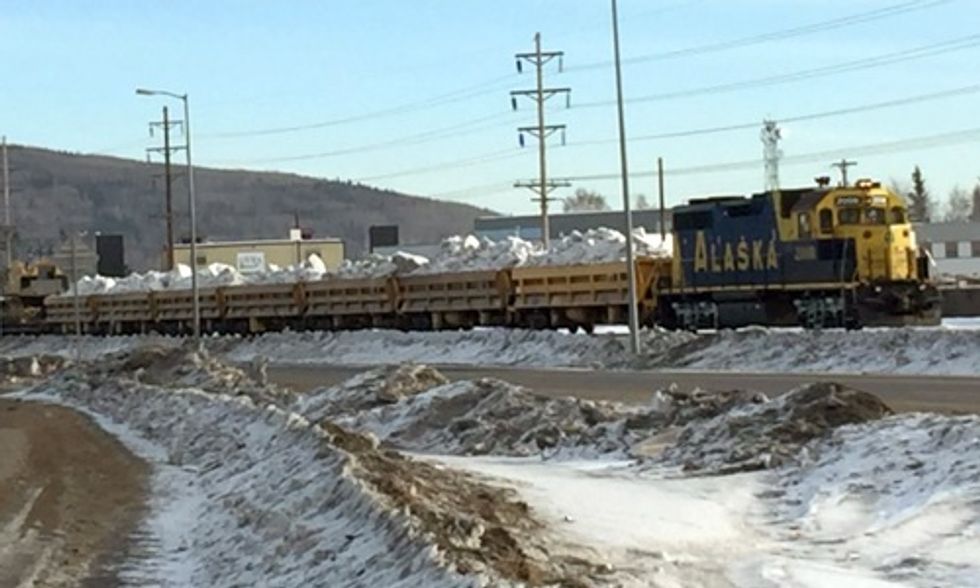 It's So Warm in Alaska Snow Has to Be Brought in by Train for Iditarod