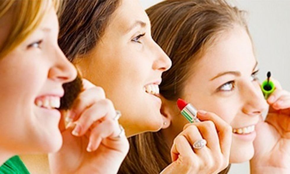 Teen Girls See Big Drop in Chemical Exposure With Switch in Cosmetics