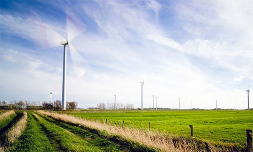 Worldwide Shift to Renewable Energy Played 'Critical Role' in Stalling Carbon Emissions