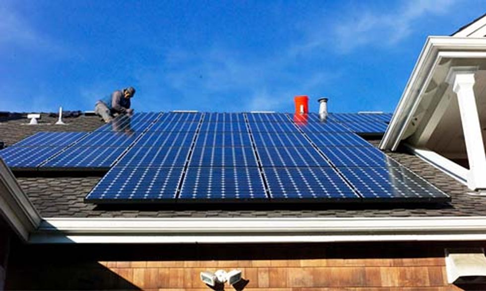Is Rooftop Solar Cheaper Than Buying Electricity From the Grid?