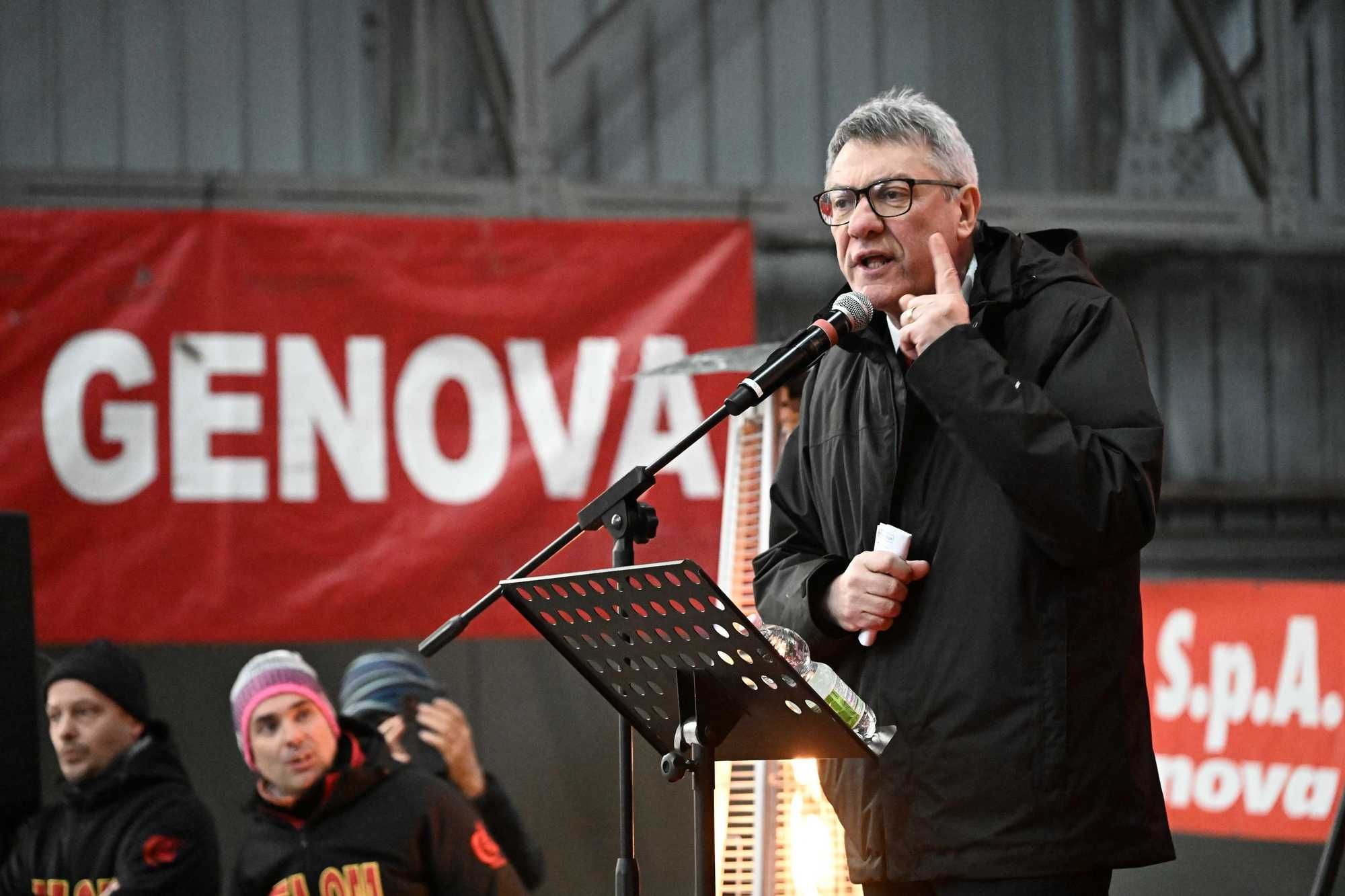 Strategia Landini: farsi precettare per «vendere» l’allarme democratico