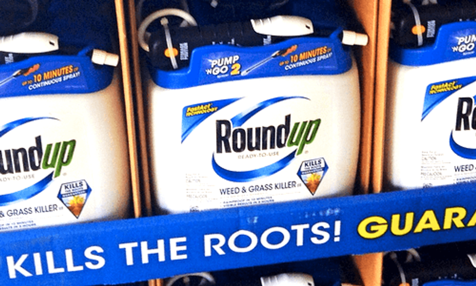 Lawsuits Mount Against Monsanto's 'Cancer-Causing' Weedkiller