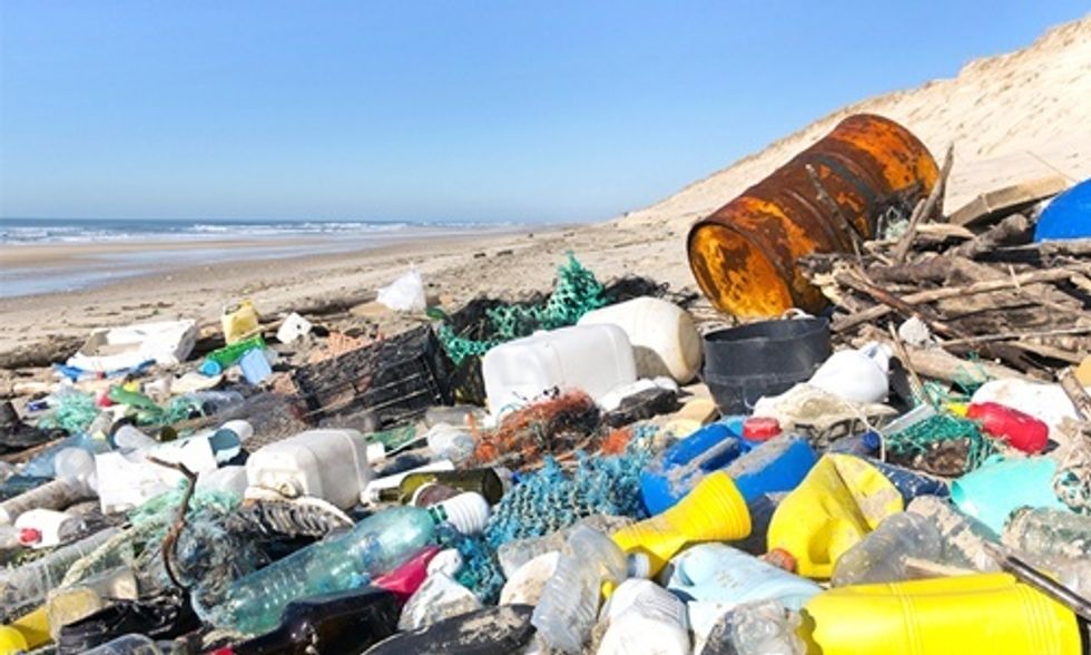 Find Out Who's Behind Banning Plastic Bag Bans