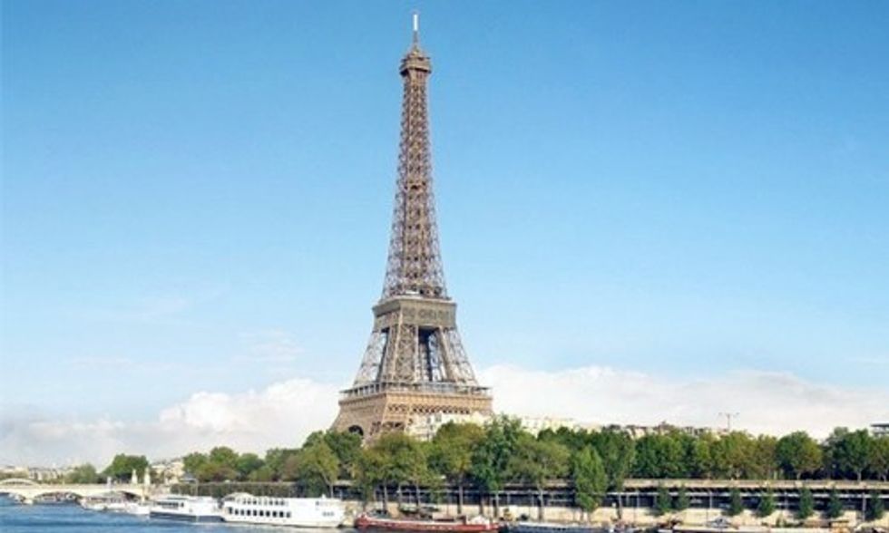 Stern Warns Humanity Is at Climate Crossroads, Radical Action Needed in Paris