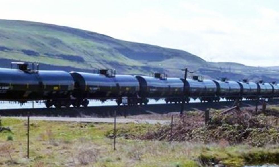 Portland City Council Passes Strong Resolution Opposing Oil Trains