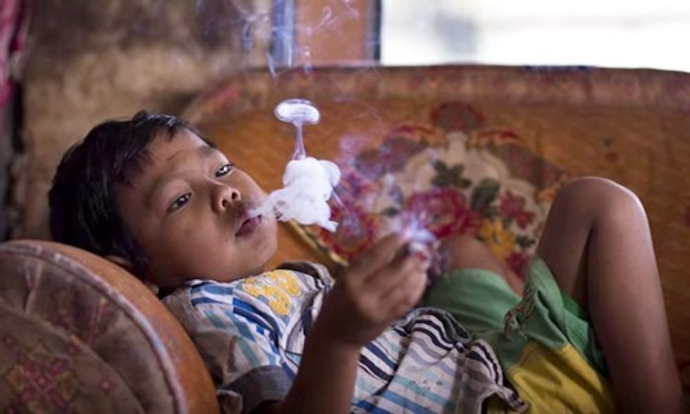 Kids as Young as Two Addicted to Smoking Cigarettes in Indonesia