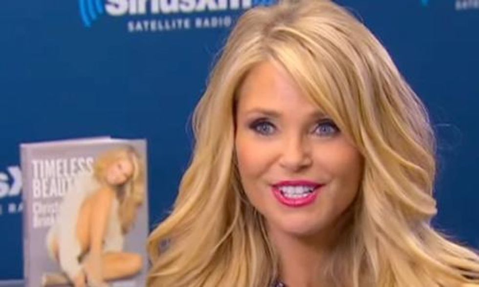 Christie Brinkley Slams Monsanto and GMOs, Says 'We're Guinea Pigs'
