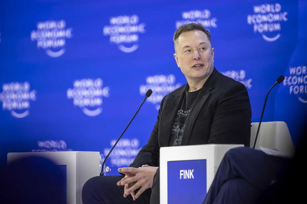 Elon Musk. Il sogno di un sistema interconnesso dall’algoritmo, ai robot, a Marte