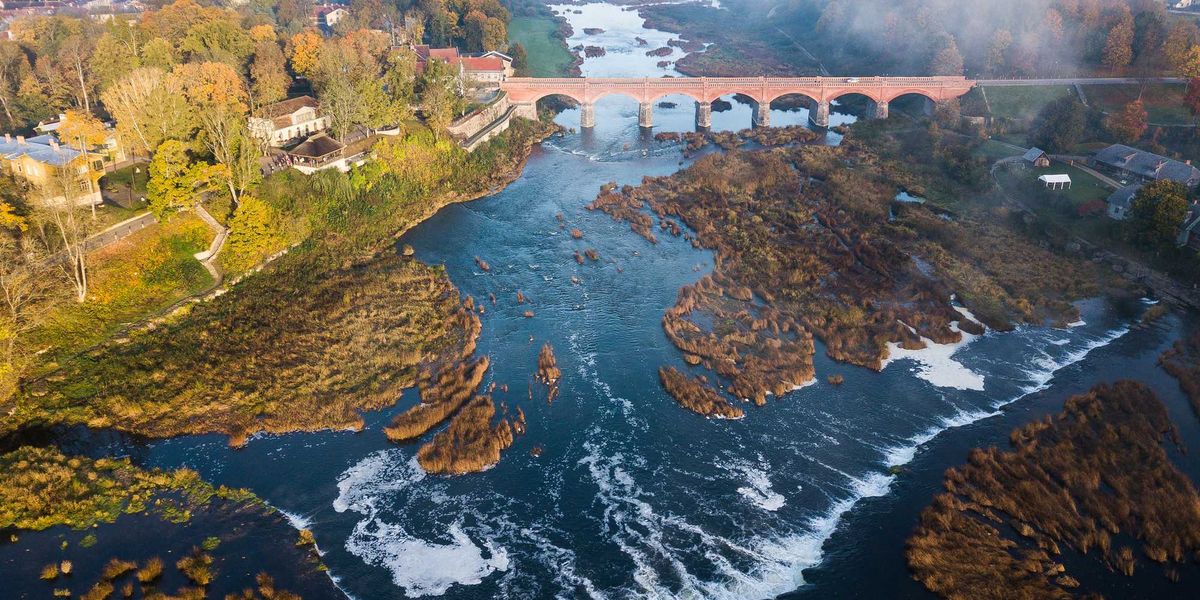 europa di mezzo scoprire citt224 e regioni oltre le capitali da Laverita.info europa di mezzo scoprire citt224 e regioni oltre le capitali