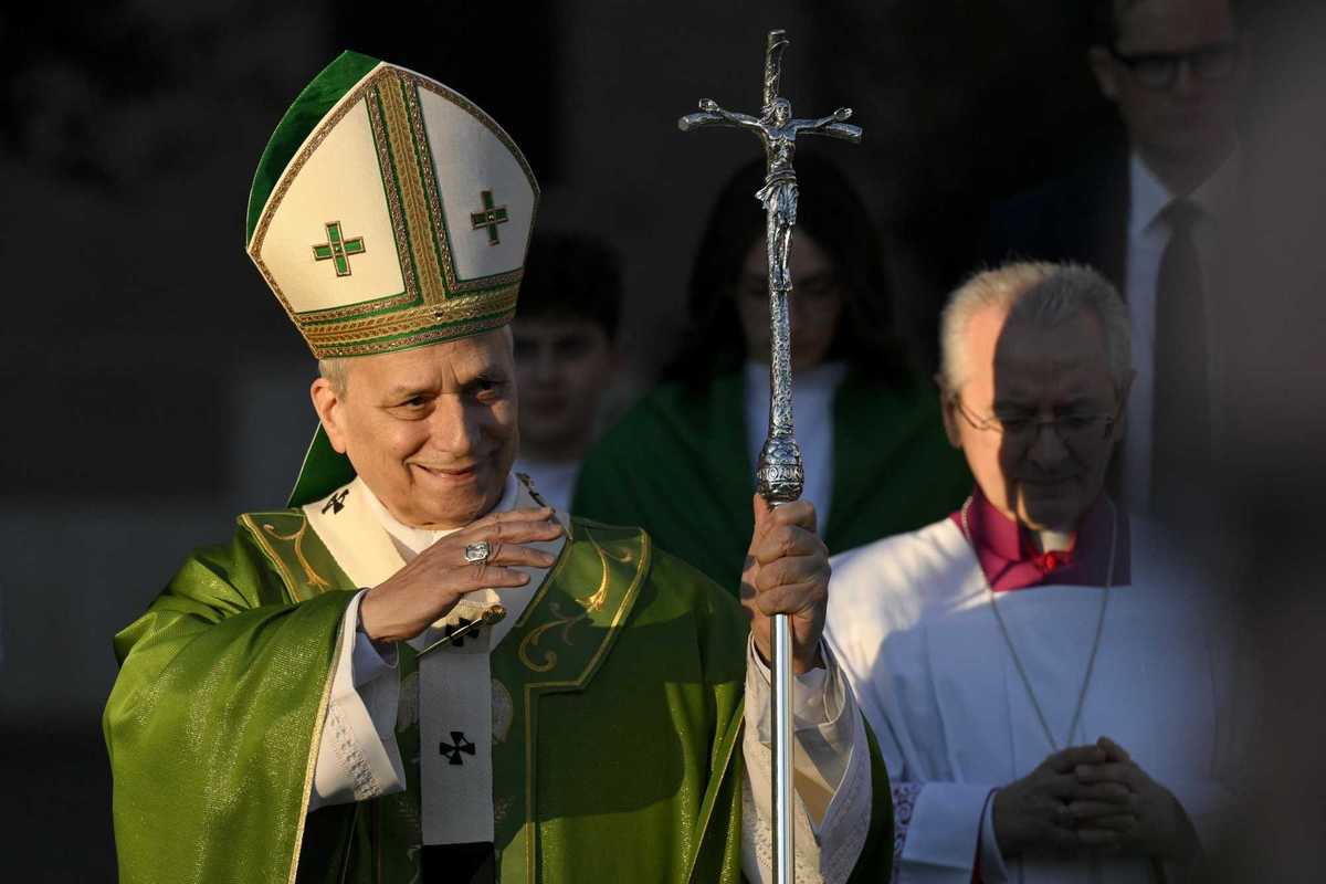 «Non tutte le vite sono rispettate». Sull’eutanasia Leone sveglia la Cei