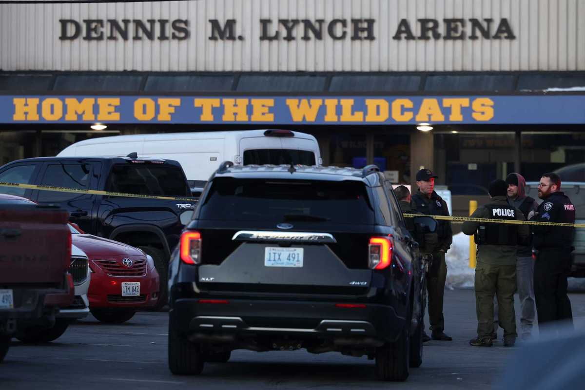 Un'altra strage: travestito spara e uccide due persone