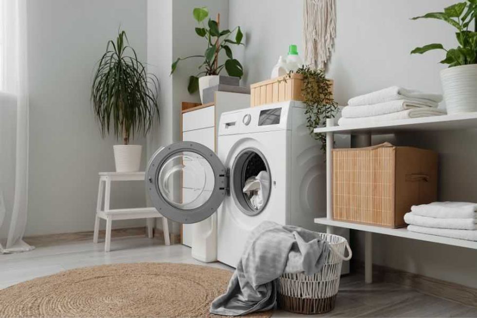 shower curtain; shower liner; get orange out; clean shower liner; shower liner cleaner