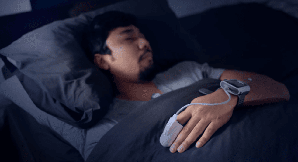 sleep study, man sleeping, sleep research, dreams, creativity in dreams