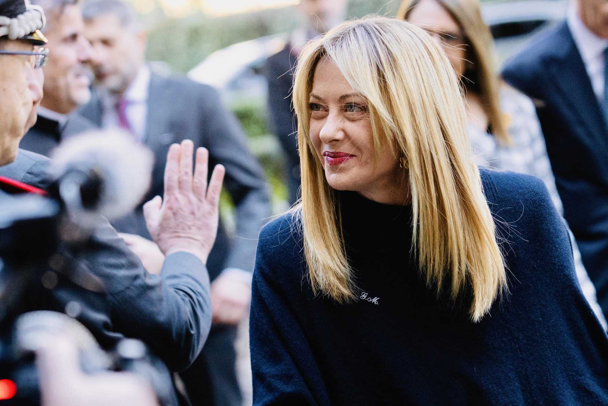 Meloni: «Una parte politicizzata della magistratura ci ostacola sui migranti»