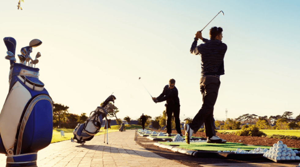 golf, practice tee, driving range, range balls, golf clubs