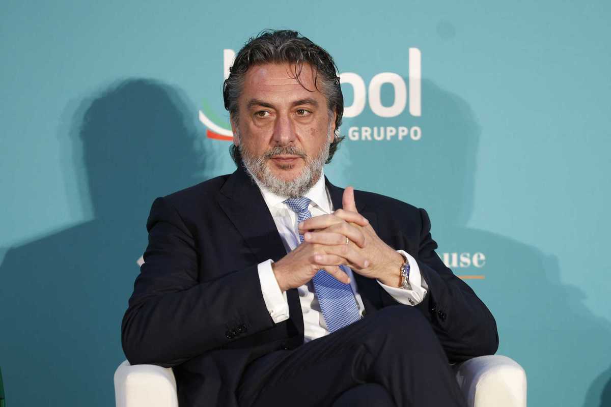 Unipol fa il pieno di utili e dividendi: «Il risiko? Bosco infestato da lupi»