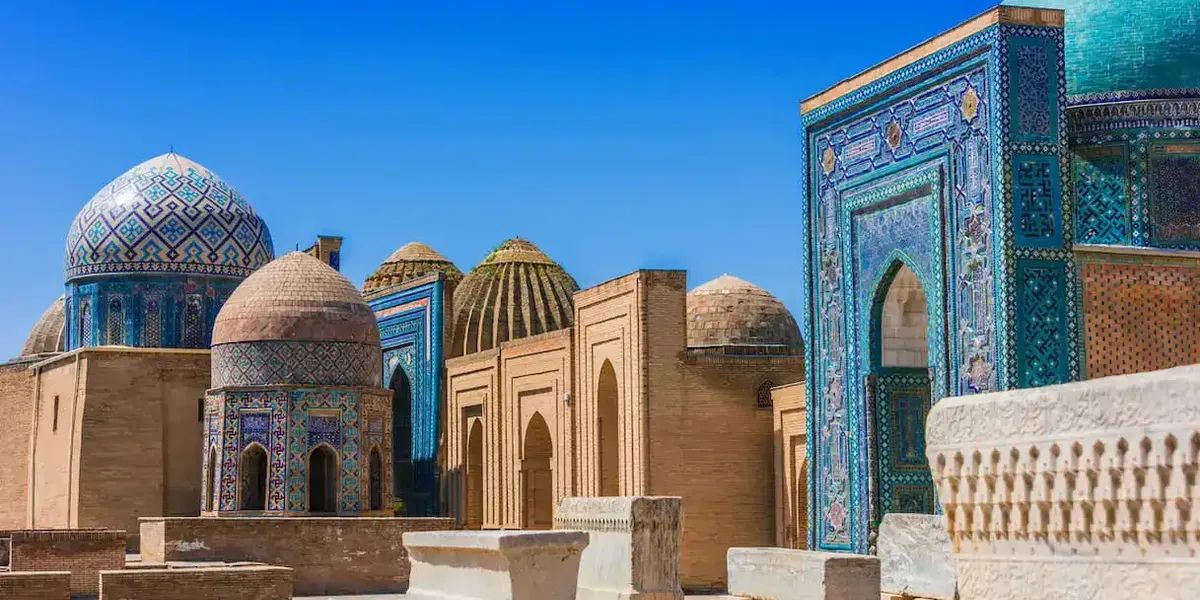 Per la Via della seta tra i gioielli d’arte di Bukhara e di Samarcanda