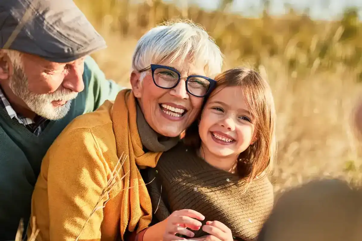 Gli assistenti sociali si scordano dei nonni