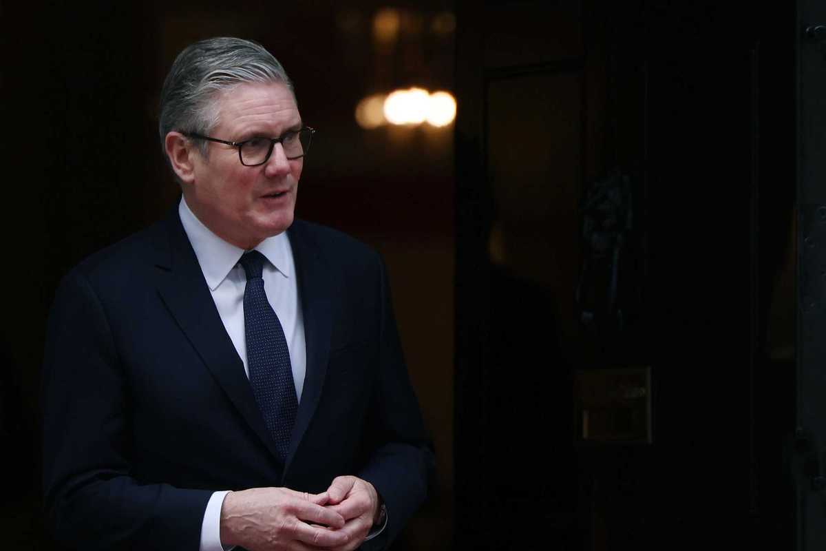 Starmer vieta i baby social, non i baby trans