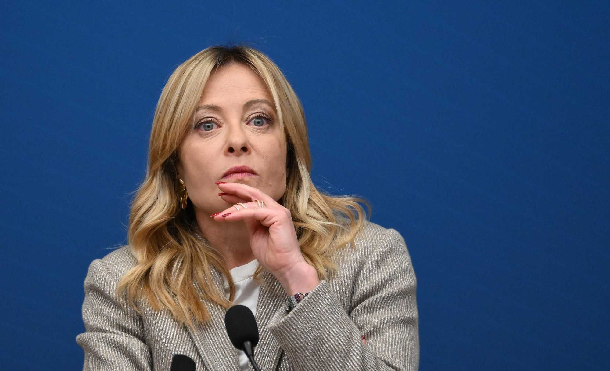 Allarme Meloni sull’Intelligenza artificiale