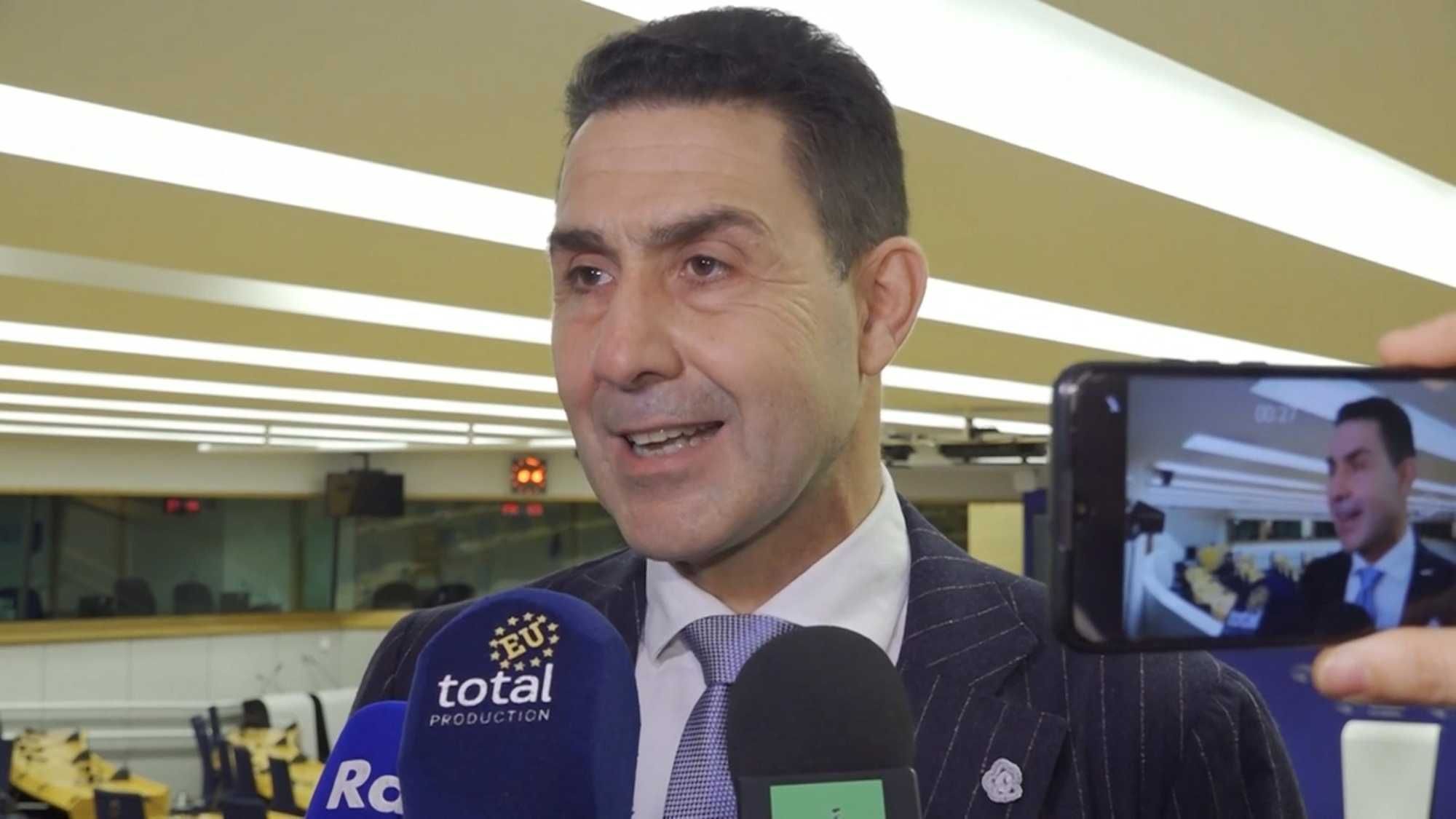 Vannacci si unisce ai sovranisti Ue: «Governo non abbastanza di destra»