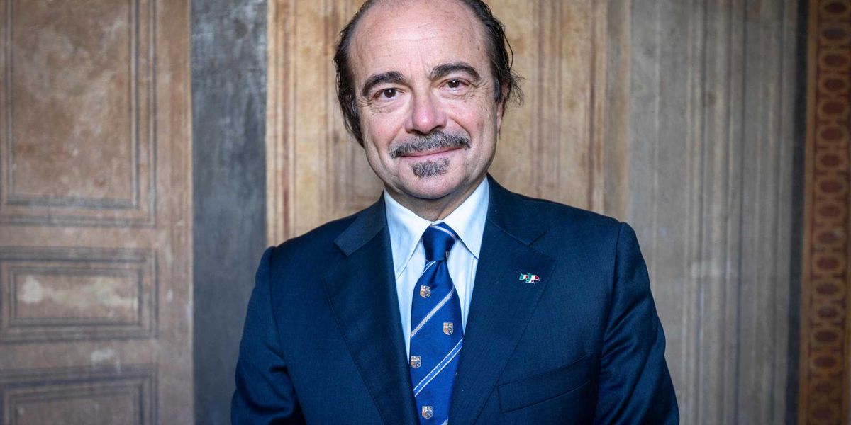 per evitare la disoccupazione da ia creiamo nuovi posti per gestirla da Laverita.info per evitare la disoccupazione da ia creiamo nuovi posti per gestirla