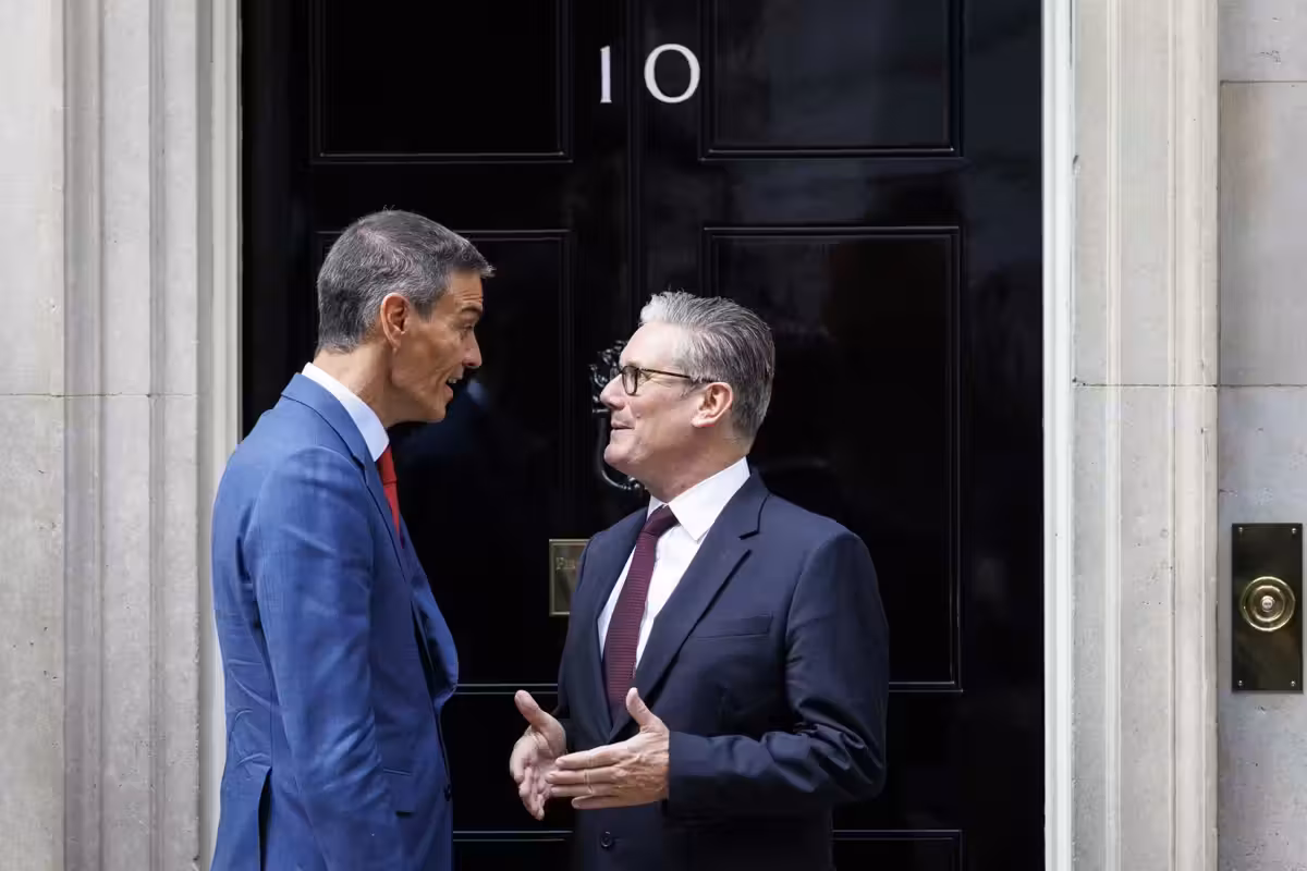 Starmer fa il finto bullo con gli Stati Uniti