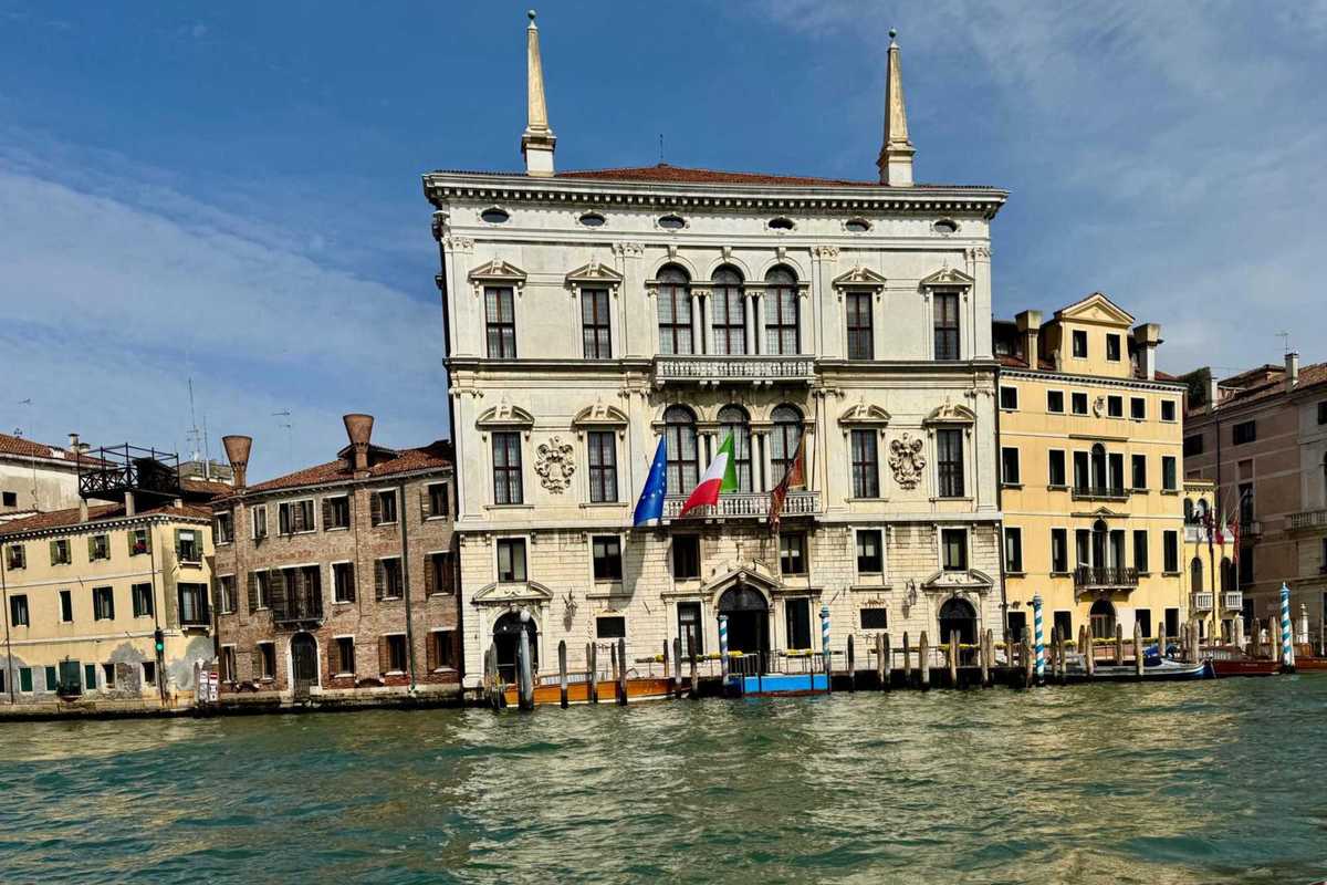 Vittime del vaccino in Regione Veneto per chiedere aiuto. L’assessore apre