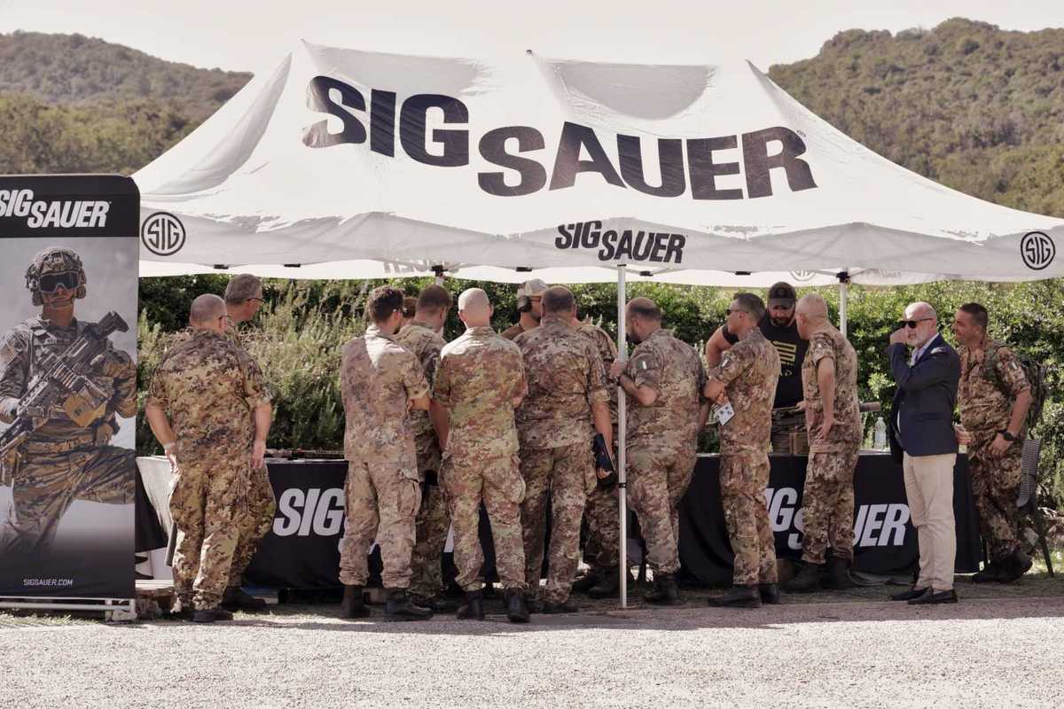 La guerra di domani è realtà. Tra droni e mitragliatrici come si preparano i soldati