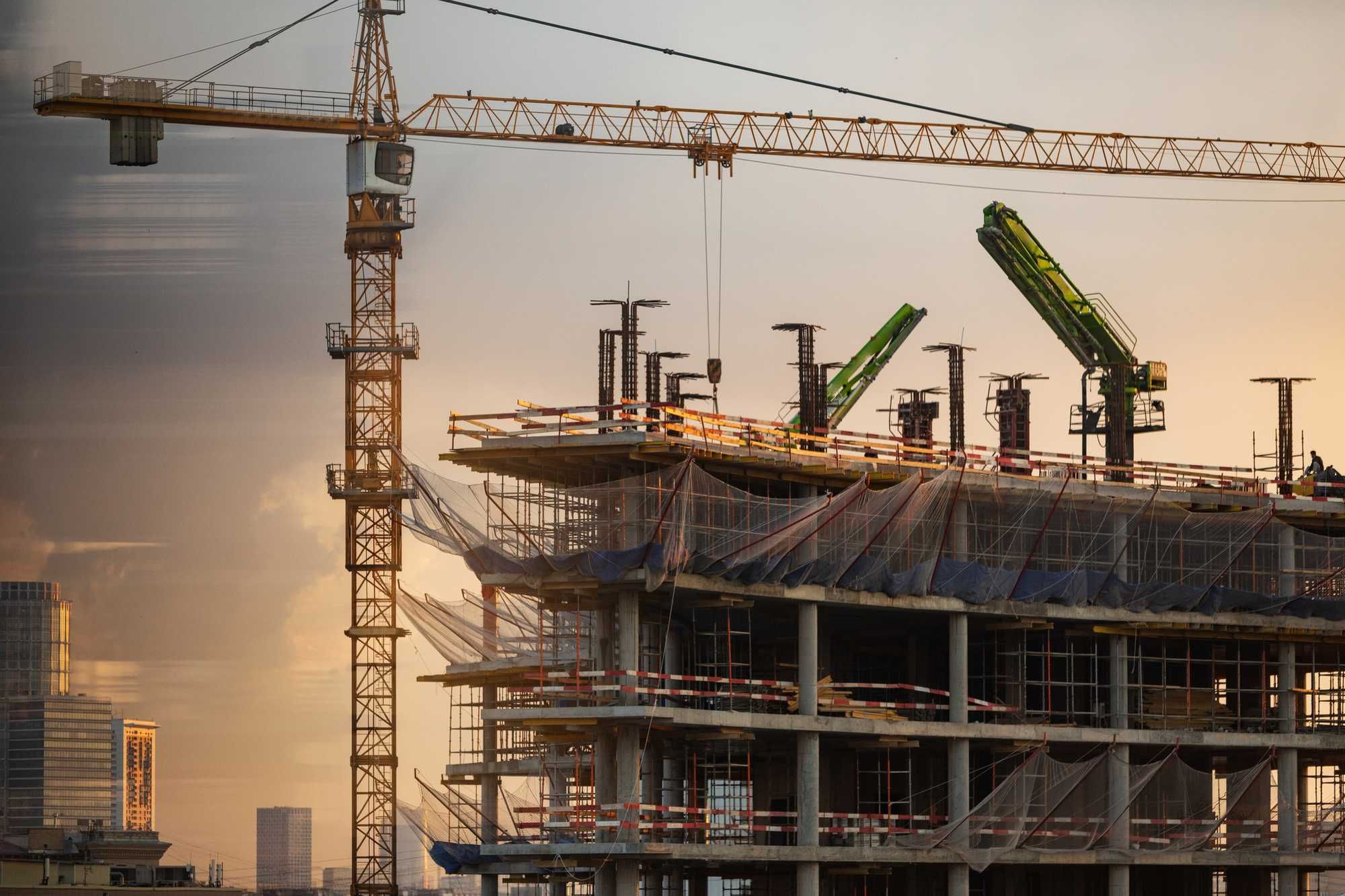 Rinviato il Piano casa per colpa della guerra