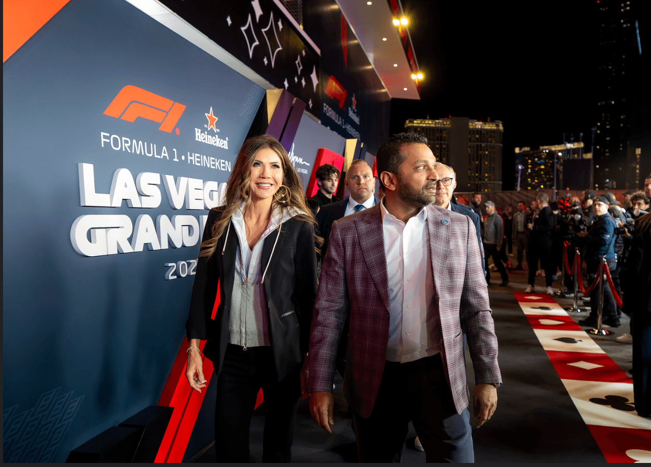 In Wartime, Trump's National Security Clown Show Endangers Us All