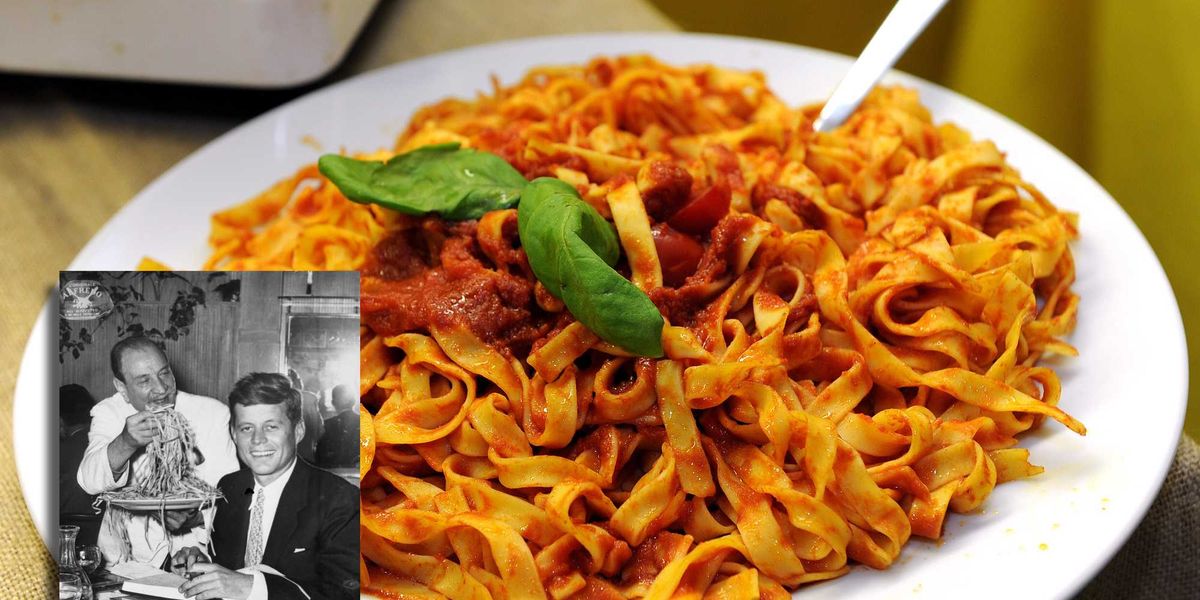 Pure Kennedy si piegò alle fettuccine, mito nato nel Rinascimento